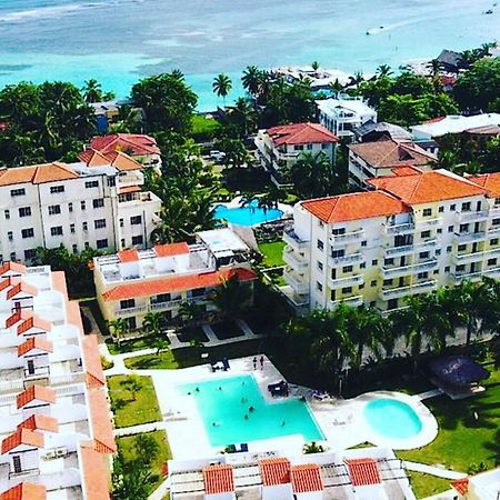 Residencial Las Palmeras De Willy Hotel Boca Chica Exterior photo