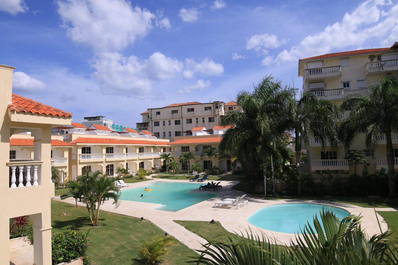 Residencial Las Palmeras De Willy Hotel Boca Chica Exterior photo