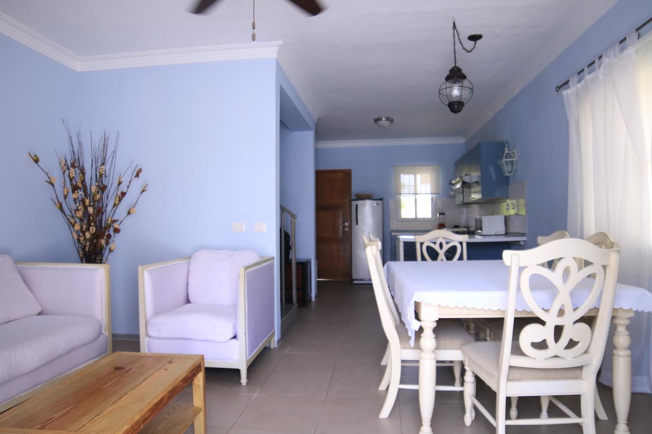Residencial Las Palmeras De Willy Hotel Boca Chica Exterior photo